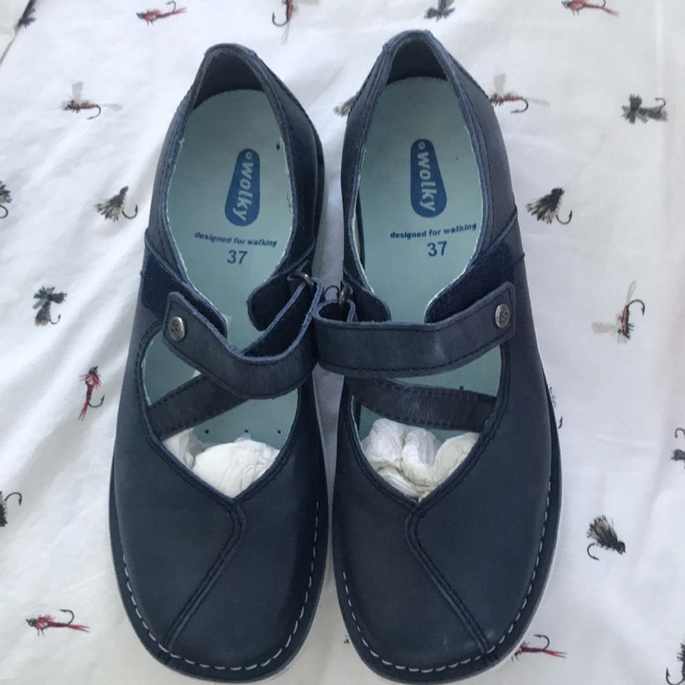 Women’s wolky shoes, dark blue size 37